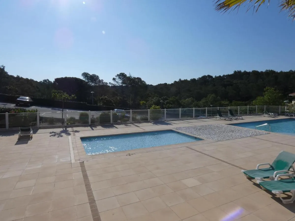 Résidence Les Pins Parasols de la Roque Roquebrune-sur-Argens